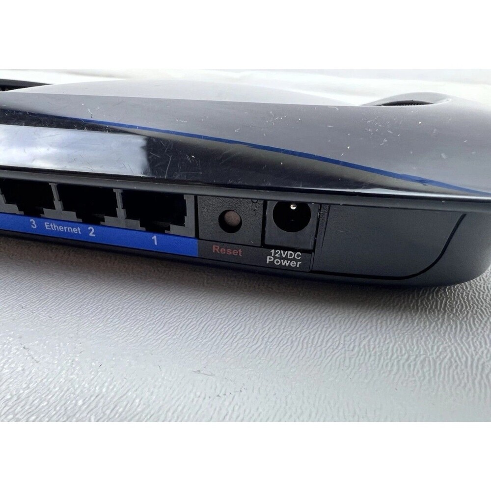 Cisco Linksys 4 Port Wireless N Broadband Router WRT160N V3 TESTED & Working - Picture 6 of 11